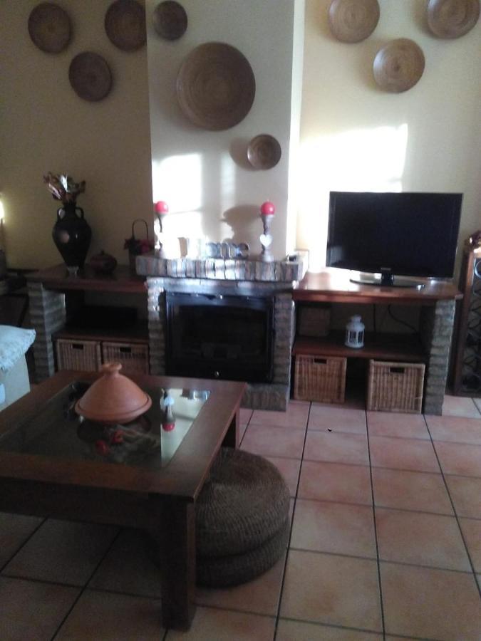 فيلا Chalet Con Encanto Palomares del Río المظهر الخارجي الصورة